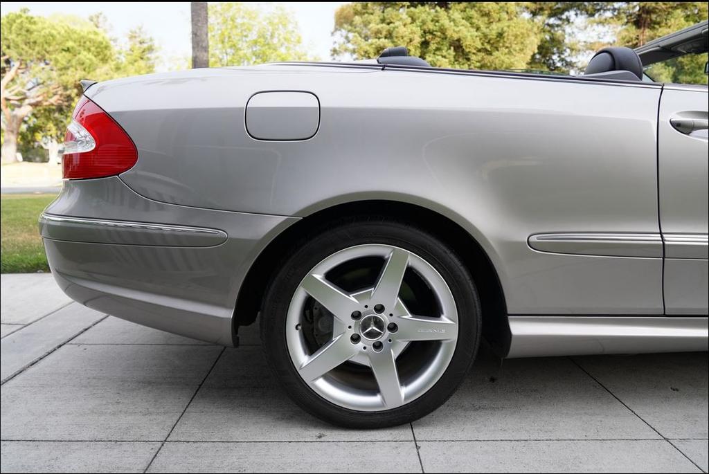 Mercedes-Benz CLK 500