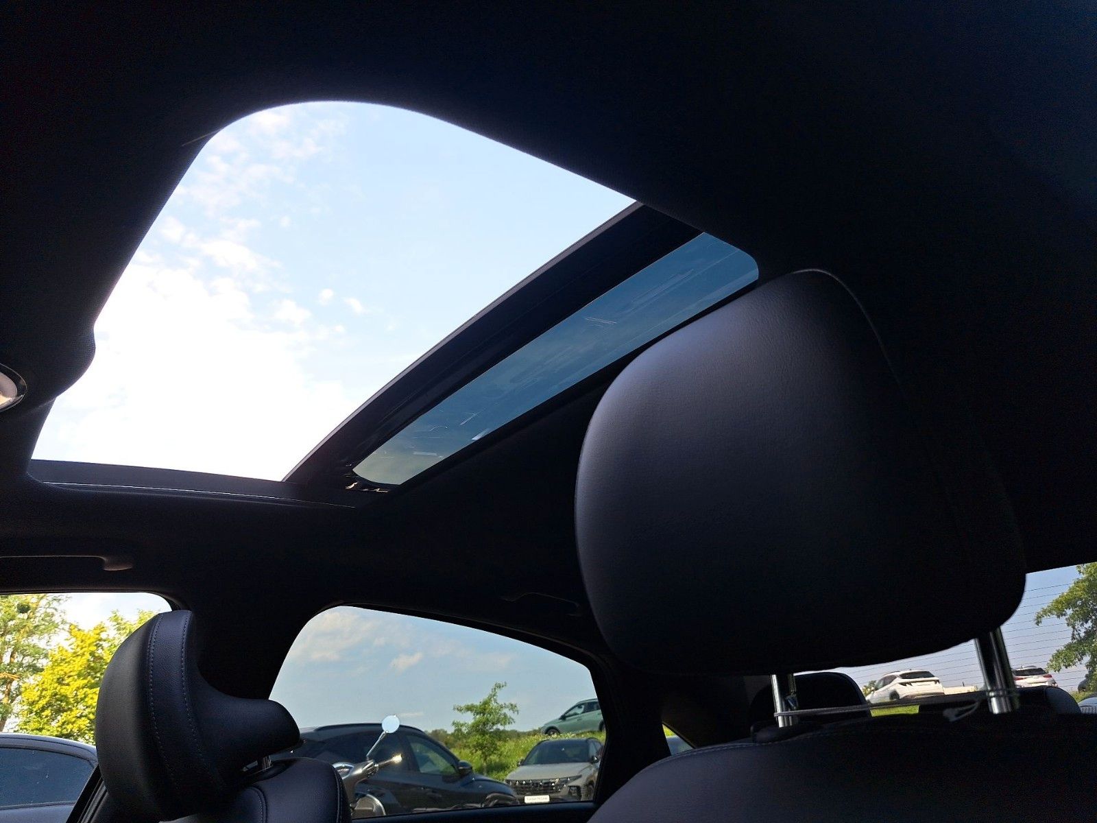 Fahrzeugabbildung Hyundai IONIQ 6 Ioniq 6 First Edition Elektro 4WD