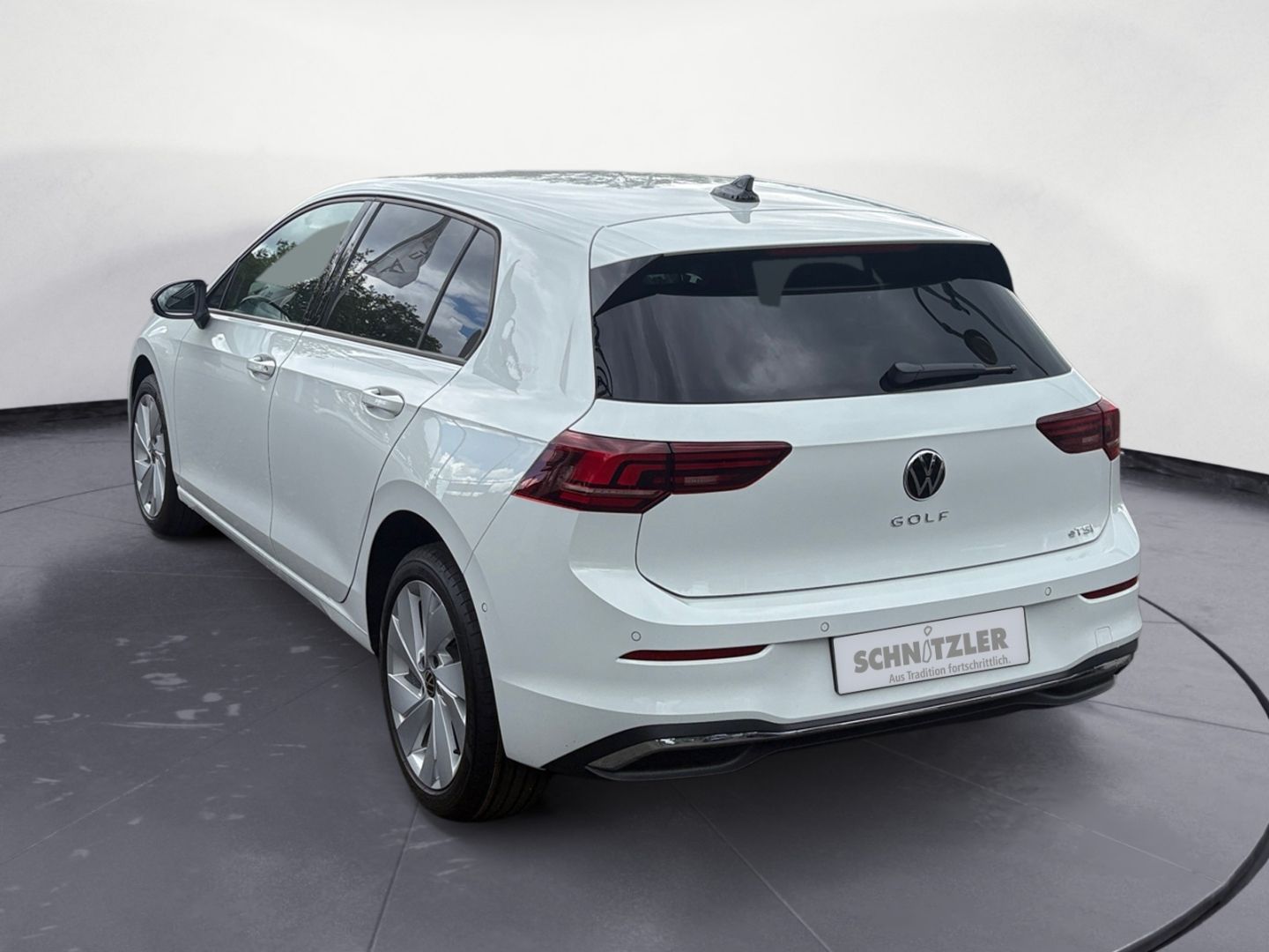 Volkswagen Golf 1.5 eTSI 85KW/116PS Energy + DSG + NAVI + P foto 3