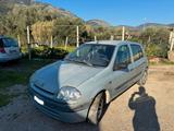 Renault Clio 1.2 cat 3 porte RT - Renault Clio Rt mit Benzin-Antrieb