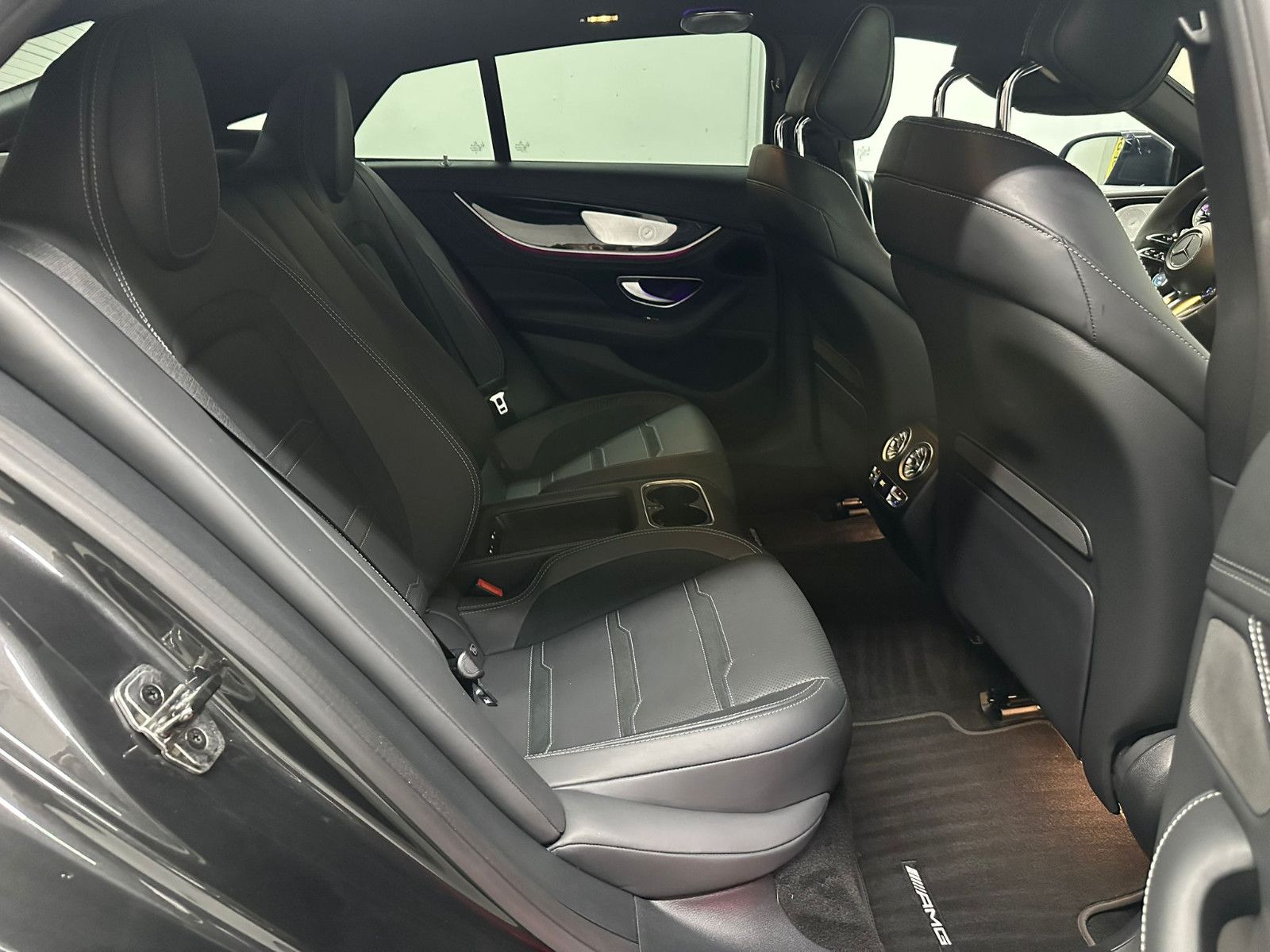 Fahrzeugabbildung Mercedes-Benz GT 63  S E Performance *SHD*CARBON HECKS*HEADUP*