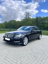 Mercedes-Benz C 180 BlueEFFICIENCY AMG TÜV AVANTGARDE  - Mercedes-Benz C 180 aus 2011: AMG