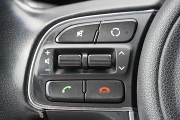 KIA Sportage - 12