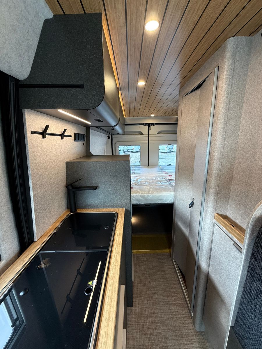 Fahrzeugabbildung HYMER / ERIBA / HYMERCAR Redwood 600 Trail