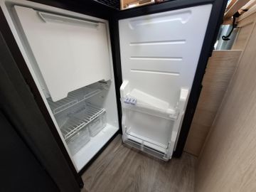 Sunlight Cliff 4x4 Greentrek 590 AHK Xenon Dieselheizung