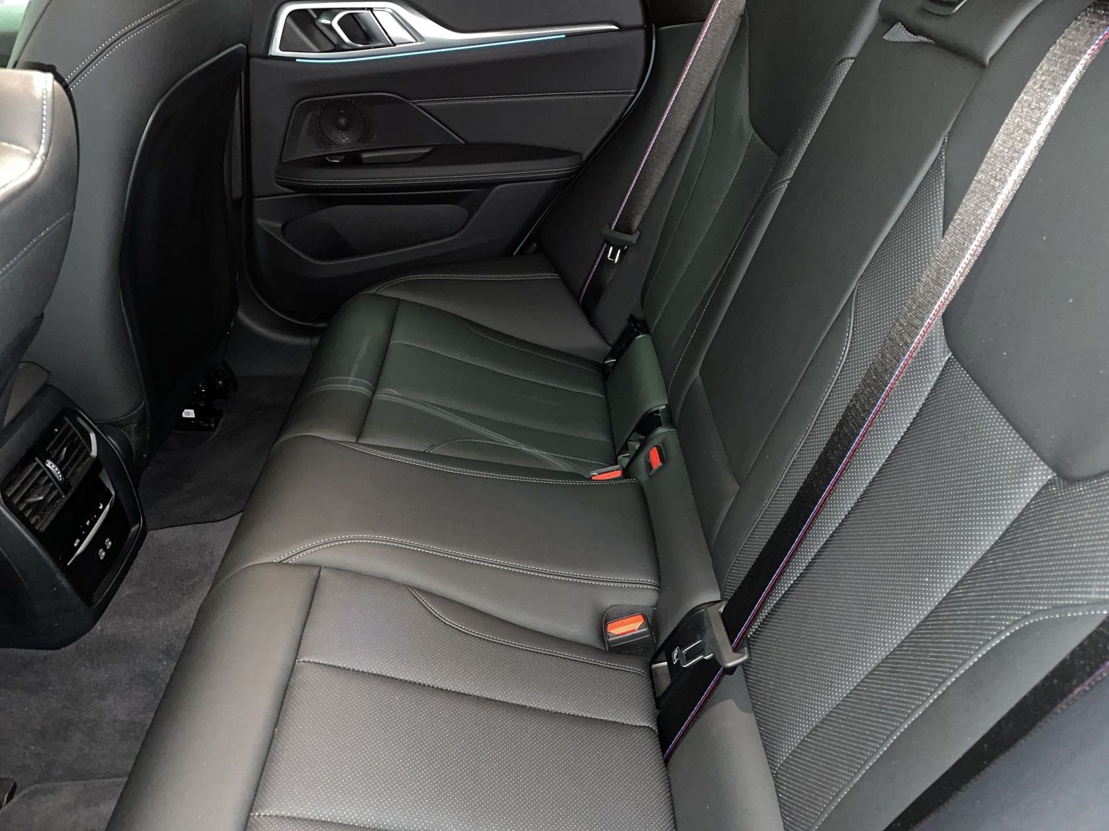 BMW i4 - Bild 13