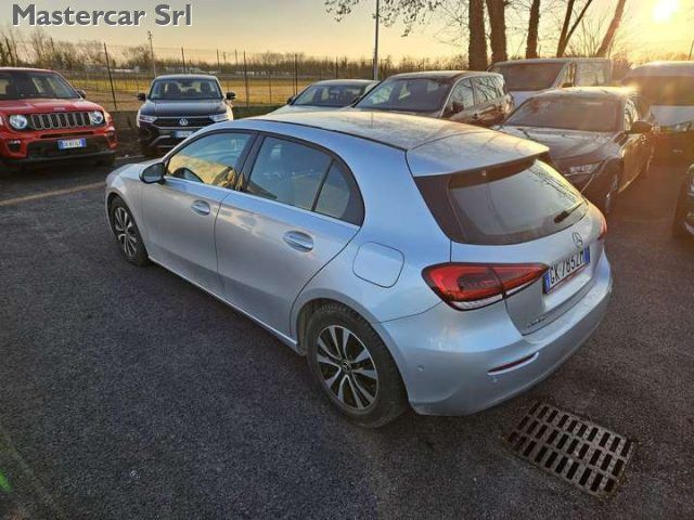Mercedes-Benz MERCEDES-BENZ A 180 Classe A - W177 d Sport auto imagem 3