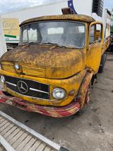 Mercedes-Benz 710 - Mercedes-Benz 710