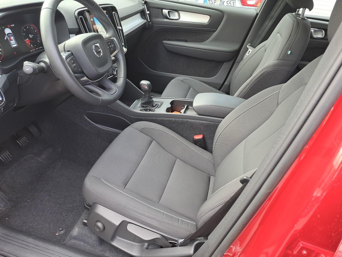 Volvo XC40 1.5 Core 2WD foto 13