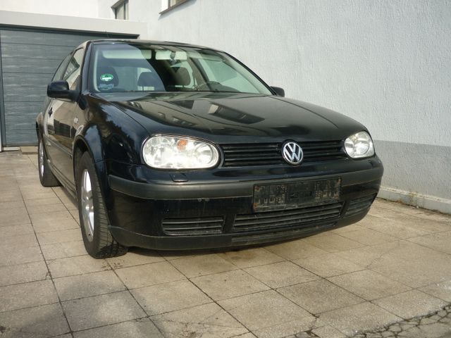 Volkswagen Golf 1.6 FSI Special Klimaaut. Sitzheizung