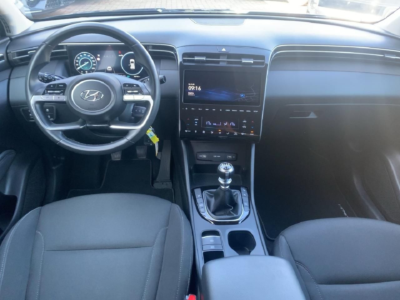 Fahrzeugabbildung Hyundai Tucson Select Mild-Hybrid 2WD + Funktions-Paket*