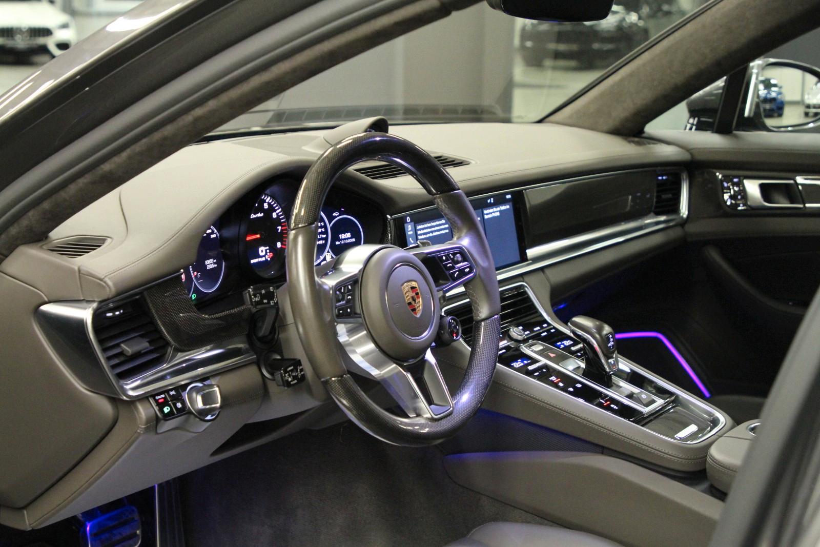 Porsche Panamera Turbo / CARBON / GTS / APPROVED