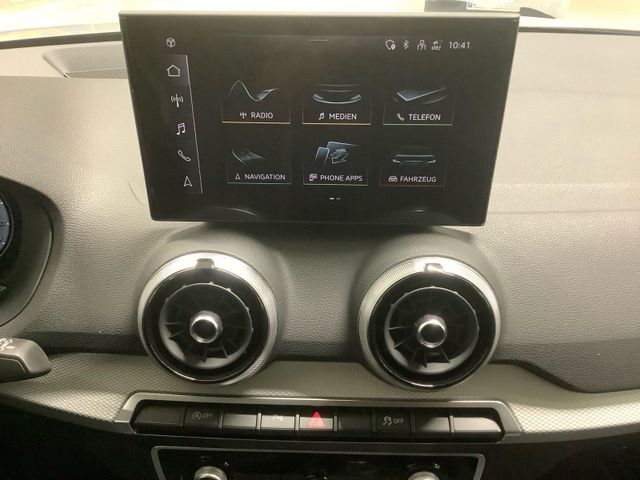 Q2 S line 35 TFSI 110(150) kW(PS) S chaltgetrieb