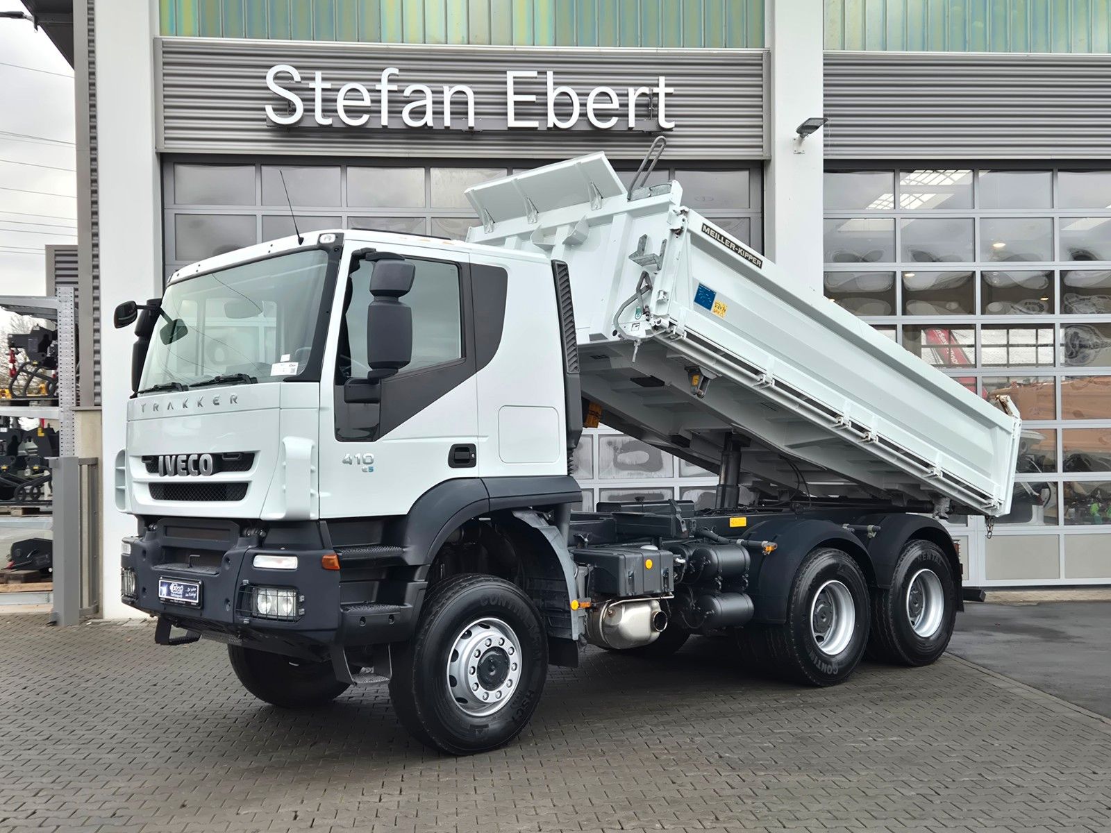 Fahrzeugabbildung Iveco Trakker AT260T41W 6x6 Meiller AHK
