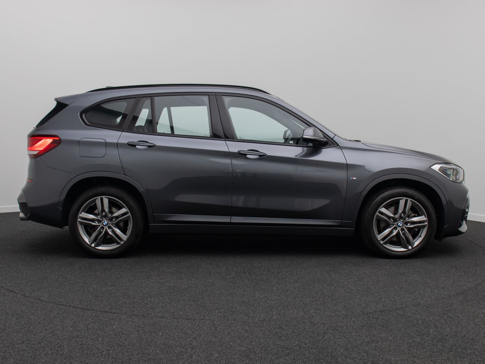 Fahrzeugabbildung BMW X1 sD20d M Sport NaviPlu HUD DAB Alarm Leder 18"