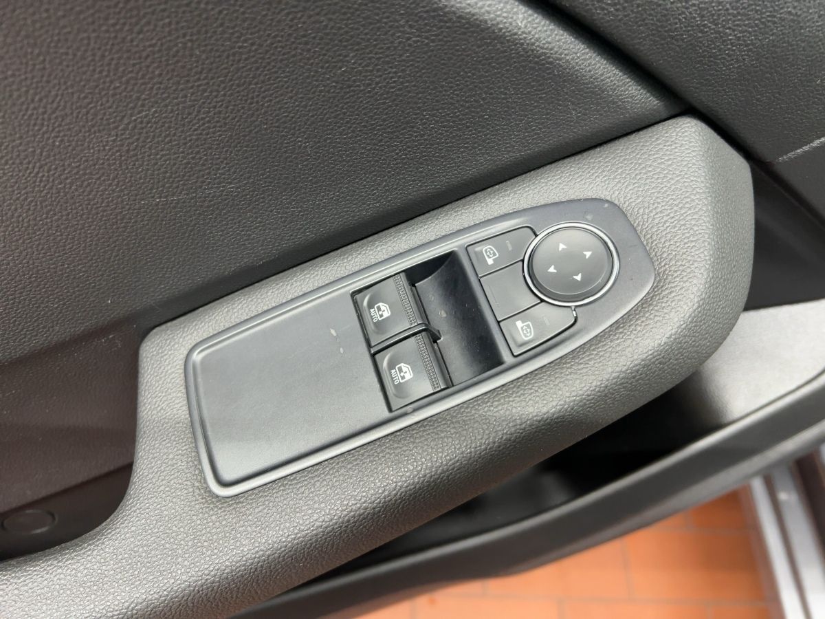 Renault Clio - Bild 19