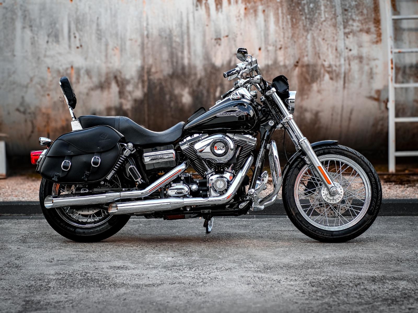 Harley-Davidson FXDC Dyna Super Glide Custom -Metzeler-1.Hand!