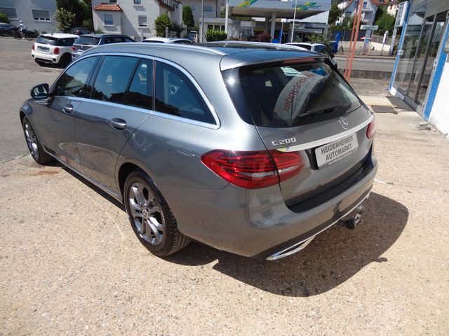 Fahrzeugabbildung Mercedes-Benz C 200 4Matic/2.Hd/Pano/AHK/Kam/Navi/77TKM/