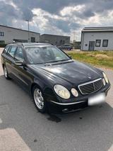 Mercedes-Benz MERCEDES E 220 CDI AVANTGARDE KLIMA SERVO ... - Mercedes-Benz CE 220 von privat