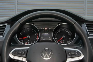 Volkswagen Tiguan Life 1,5 TSI Navi