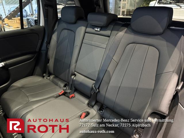 Mercedes-Benz GLB 220