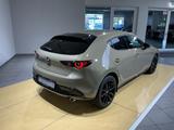 Mazda 3 Lim Homura Automatik sofort lieferbar - mit Benzin-Antrieb: Beige, Limousine