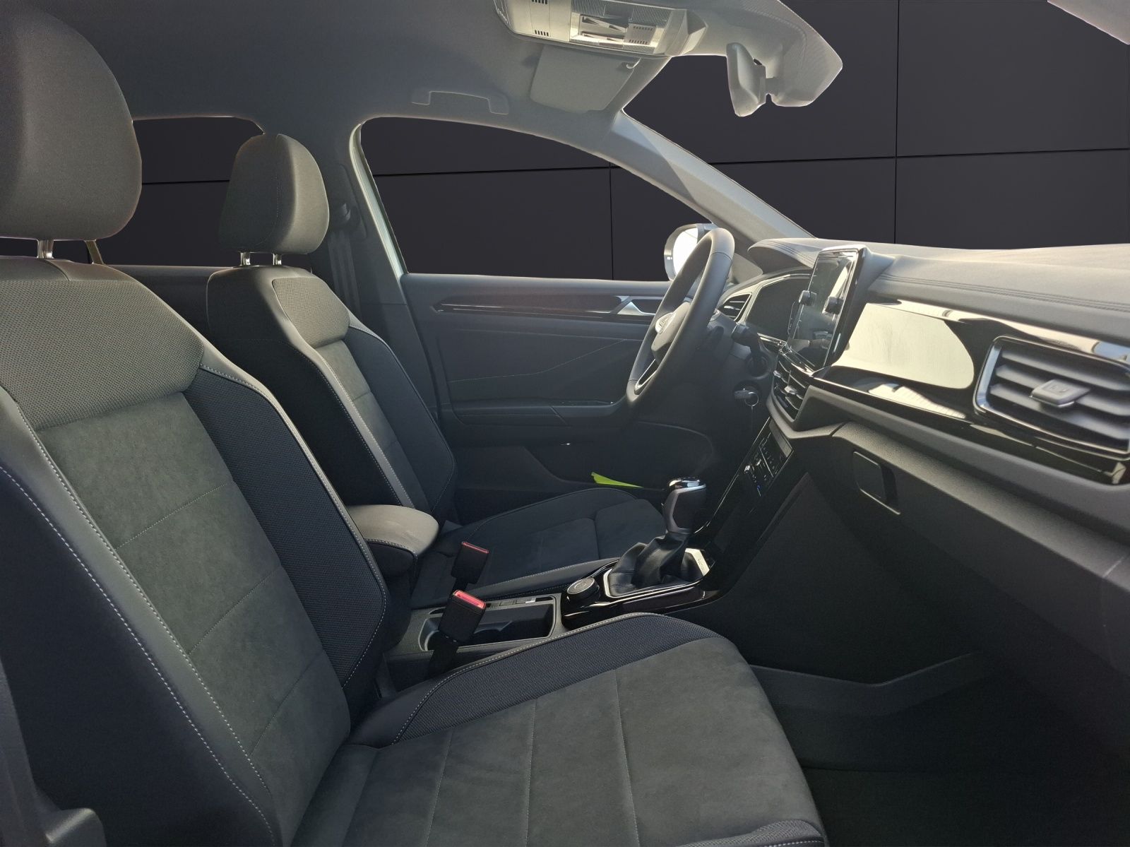 Fahrzeugabbildung Volkswagen T-Roc Style 4Motion AHZV, IQ.LIGHT