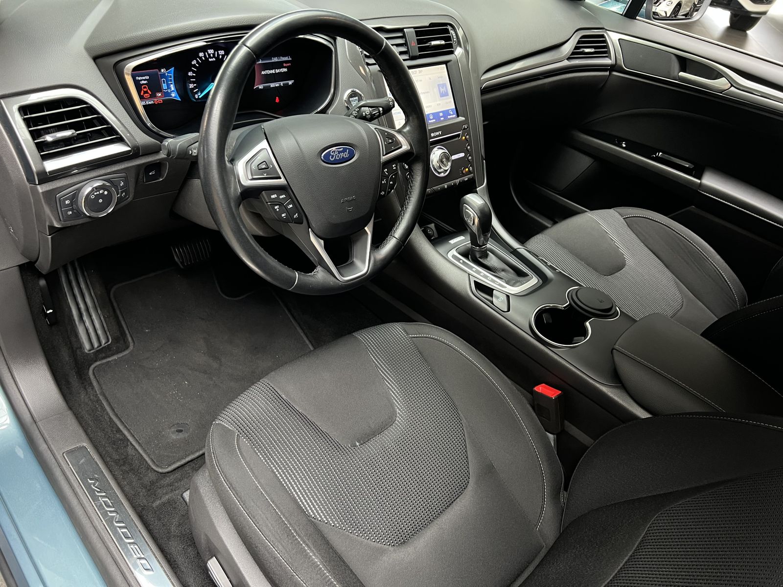 Ford Mondeo Hybrid Kamera Navi CarPlay/Android imagem 3