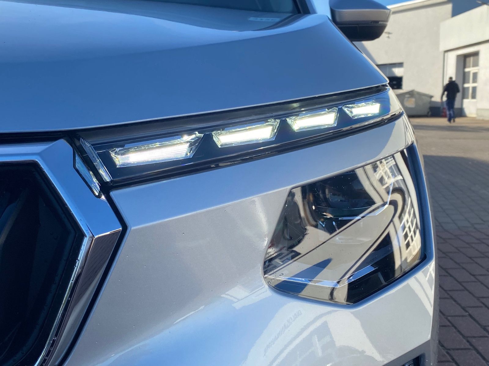 Fahrzeugabbildung SKODA Kamiq 1.0 TSI Drive *LED*FSH*KAMERA*SMARTLINK*