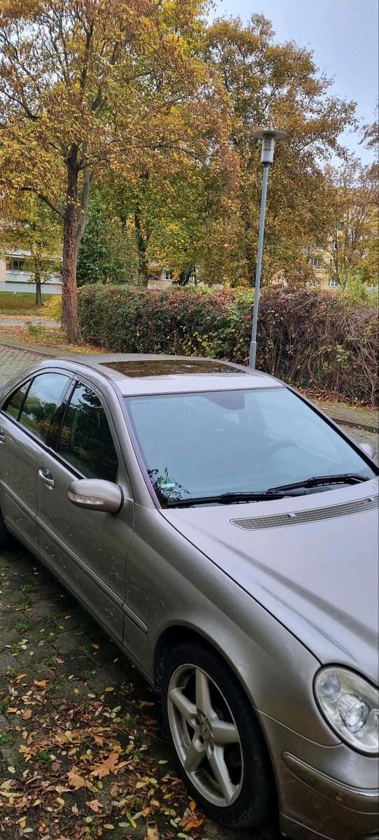 Mercedes-Benz C 180