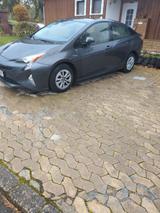 Toyota Prius 1.8-l-VVT-i - Toyota Prius: V