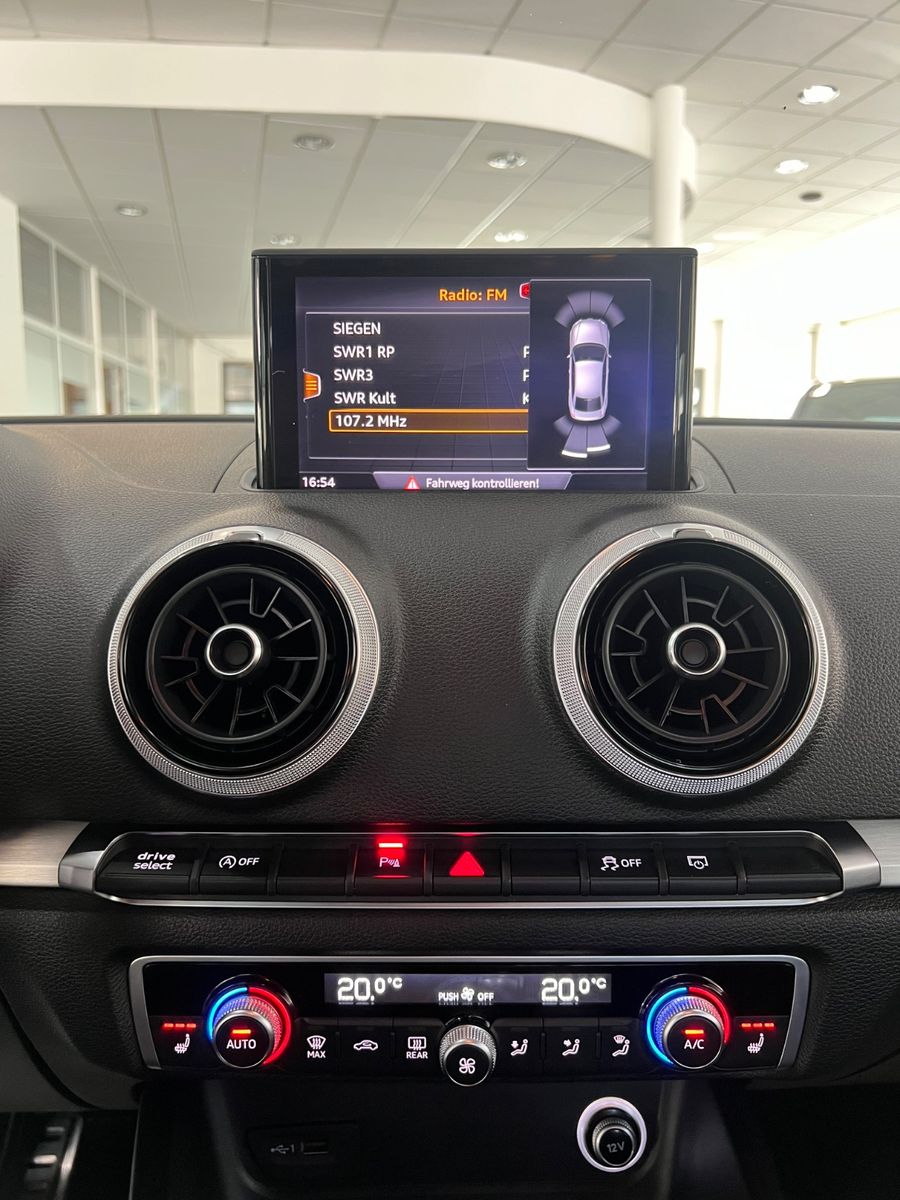 Fahrzeugabbildung Audi S3 Lim. 2.0 TFSI quattro * ALL BLACK *