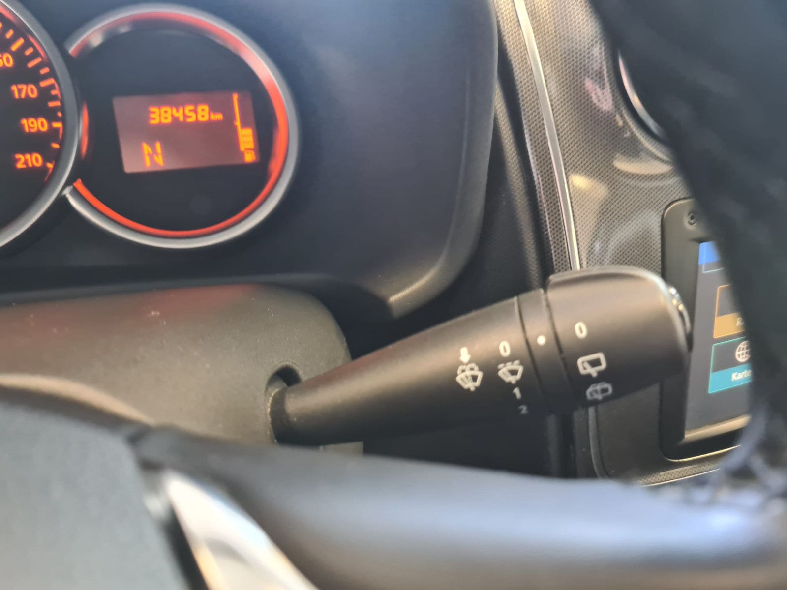 Fahrzeugabbildung Dacia Logan MCV II Kombi Stepway / KLIMA / NAVI