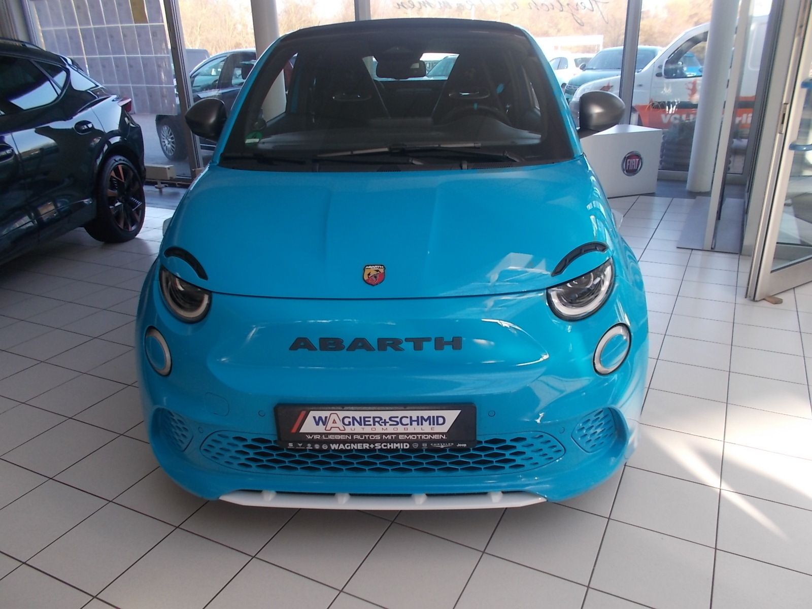 Fahrzeugabbildung Abarth 500 e C Scorpionissima 42kWh