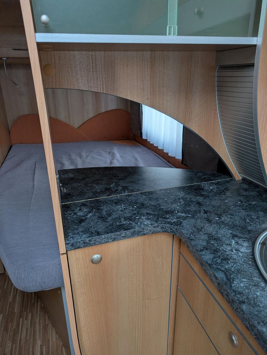 Fahrzeugabbildung Bürstner Belcanto 455 TS Mover,Vorzelt