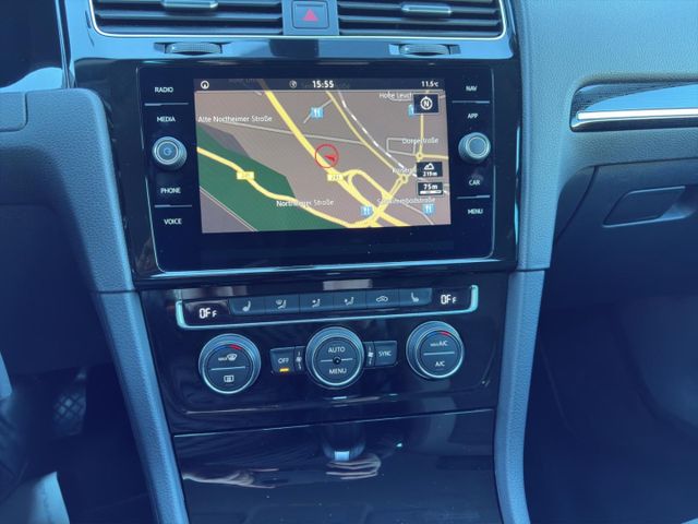 Volkswagen Golf VII Highline Navi*AAC*LED*ACC*Massage*SHZ*1