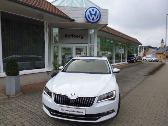 Skoda Superb Combi L&K 4x4 DSG, Navi, Leder, Bi-Xen...