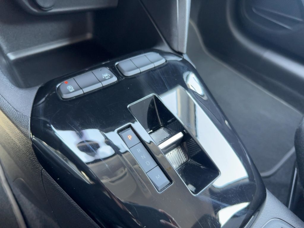 Fahrzeugabbildung Opel Corsa AUTOMATIK  SITZH.  RÜCKFAHRKAMERA