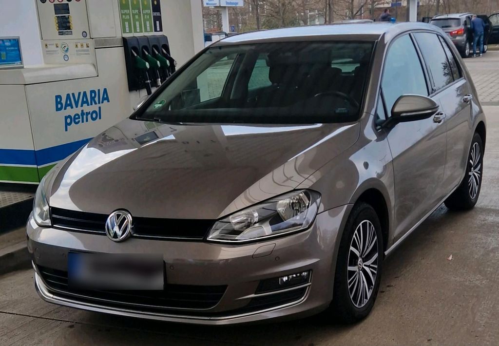 Image of Volkswagen Golf