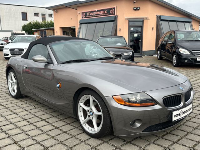 BMW Z4 Roadster 2.5i *LEDER*