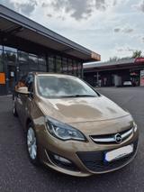 Opel Astra Sports Tourer 1.4 Turbo Autom. TÜV Neu - Opel Astra Gebrauchtwagen in Bonn