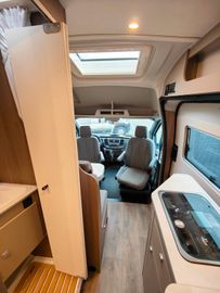 Fahrzeugabbildung Carado CV 590 4x4   - EDITION 15 -