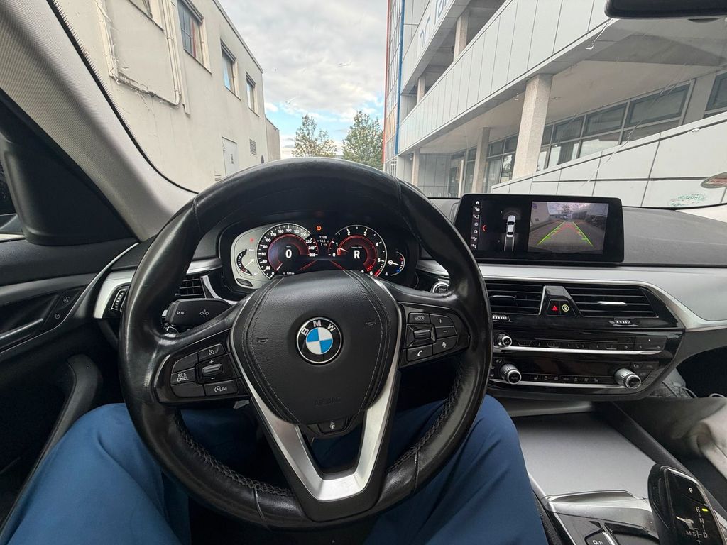 Image of BMW 520