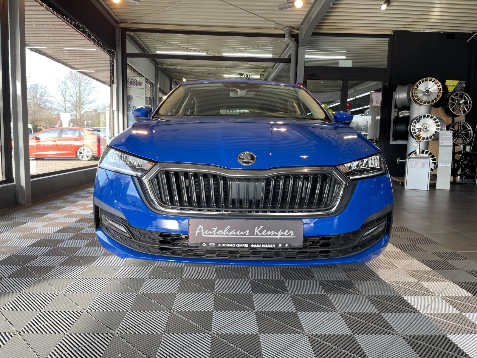 Skoda Octavia Limousine DSG NAVI LED Scheinwerfer