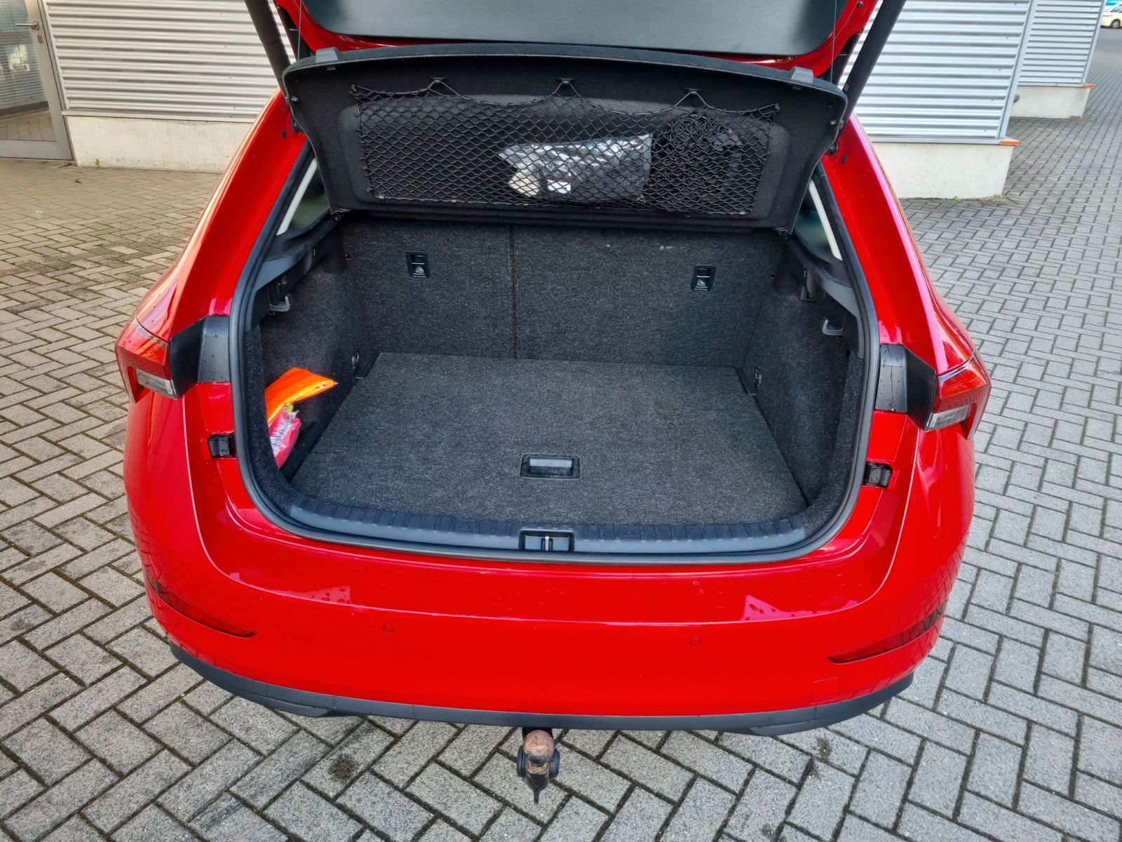 Fahrzeugabbildung SKODA Scala 1.5 TSI DSG Clever AHK eKLAPPE LED KAMERA