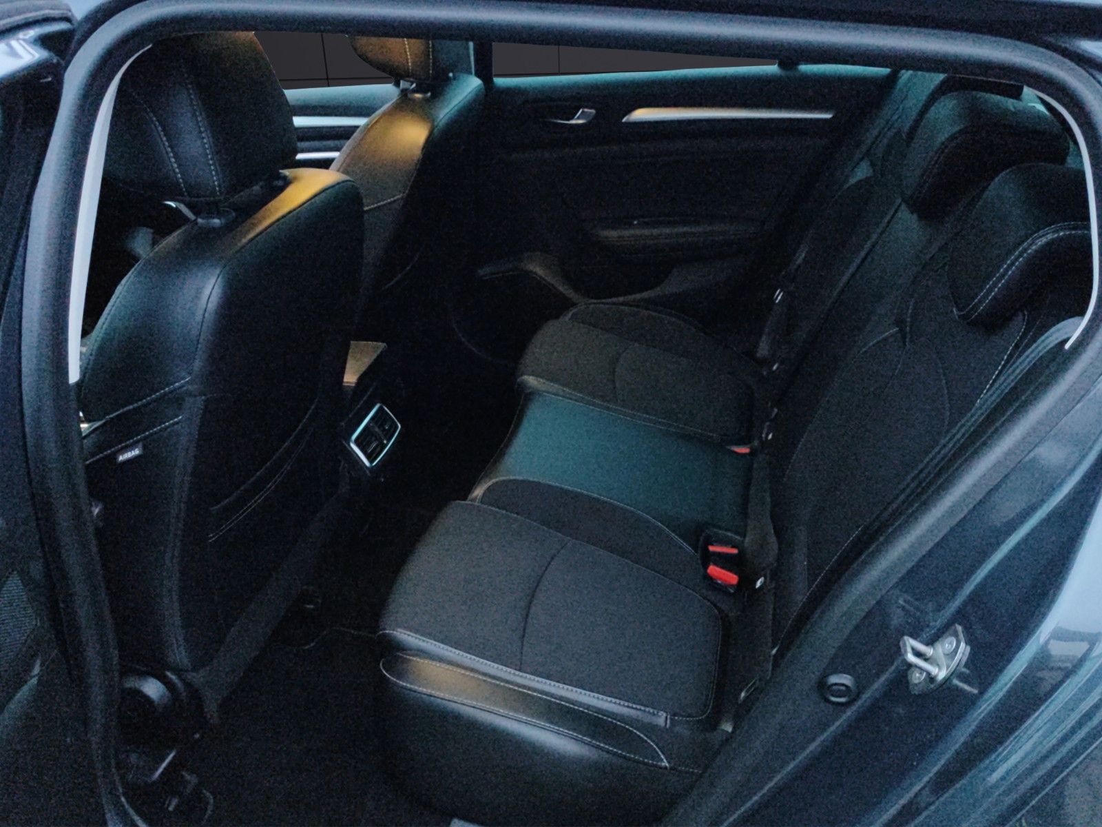 Fahrzeugabbildung Renault Megane*DAB*Navi*LED*SitzHZ*Kamera*Blth