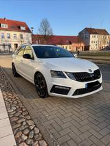 Skoda Octavia 2.0TSI DSG RS245 Pano, ACC, Virtual, DCC