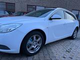 Opel insignia 2011 160PS AHK - Opel Insignia 160 ps mit Diesel-Antrieb