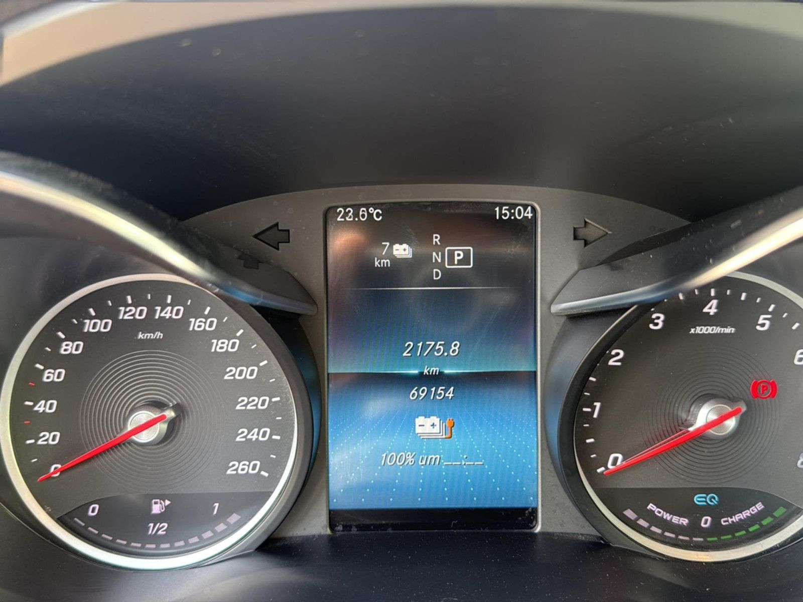Fahrzeugabbildung Mercedes-Benz C 300 e T-Modell / unfallfrei/ AMG Line