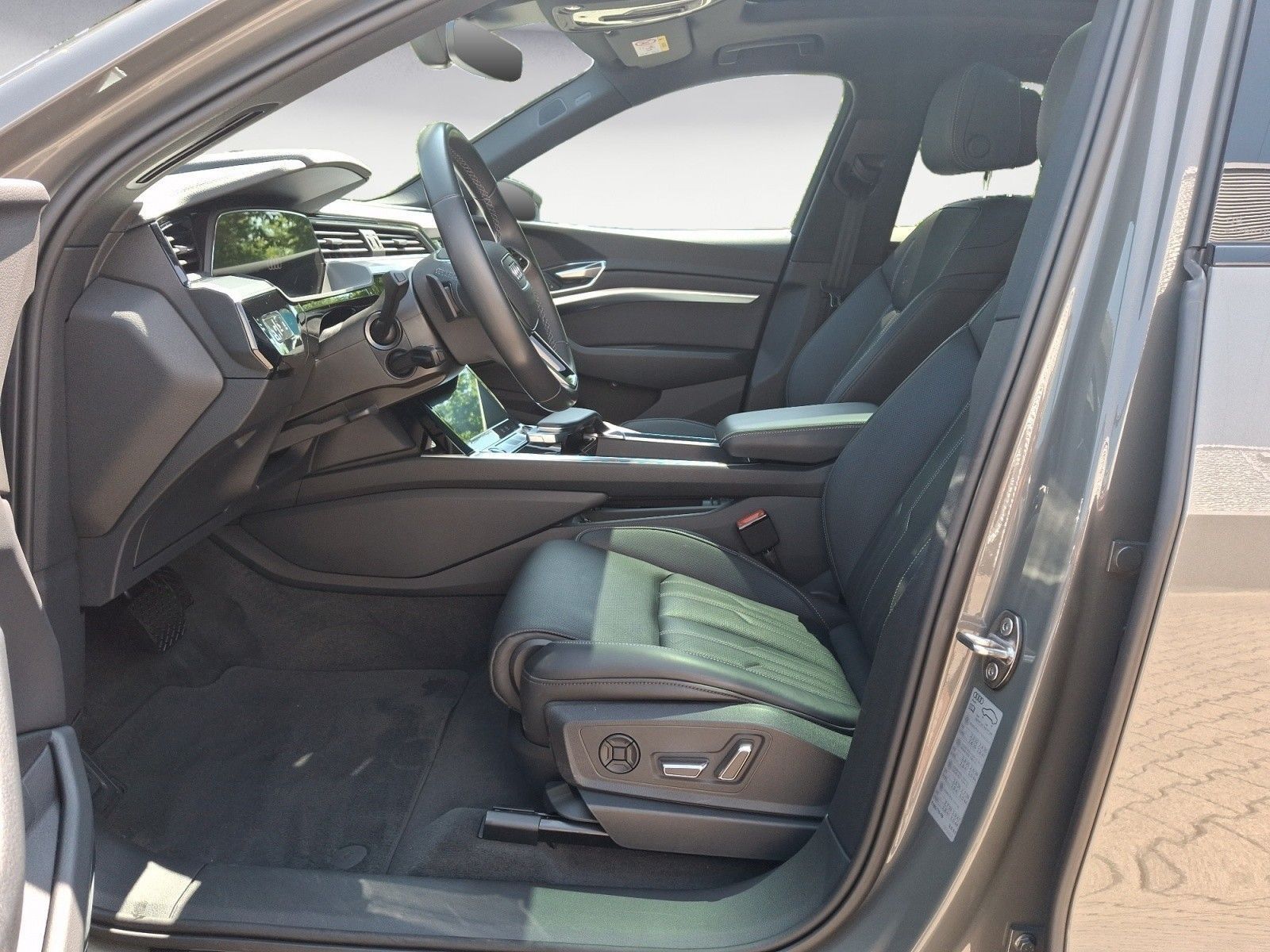 Audi Q8 e-tron - Bild 7